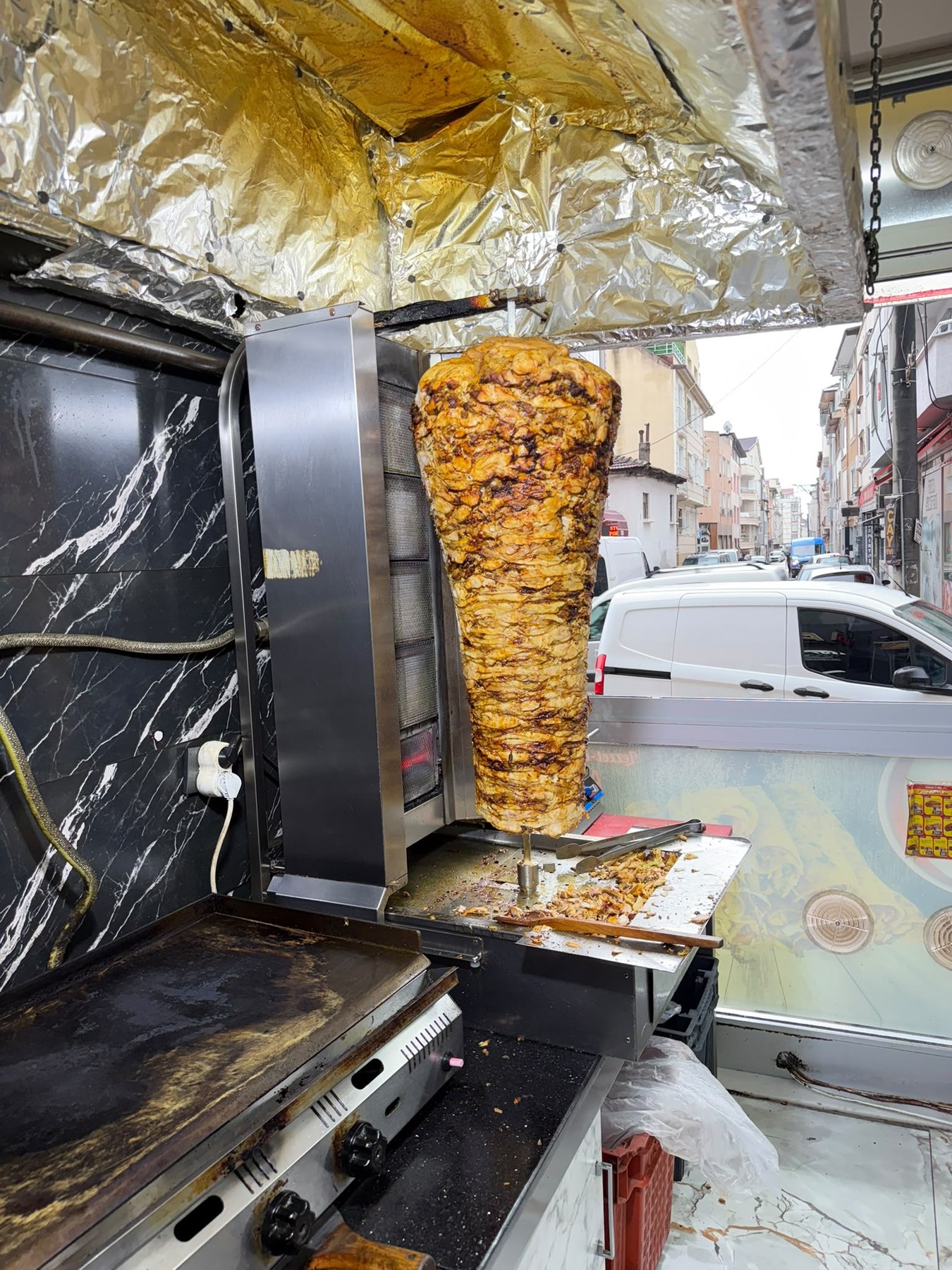 Lezzet-i Ala yaprak döner